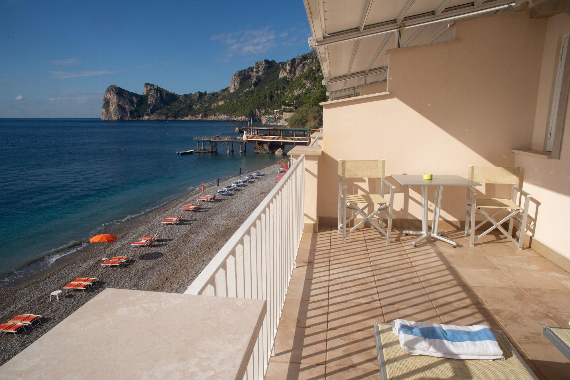 Taverna Del Capitano Marina del Cantone Exterior foto